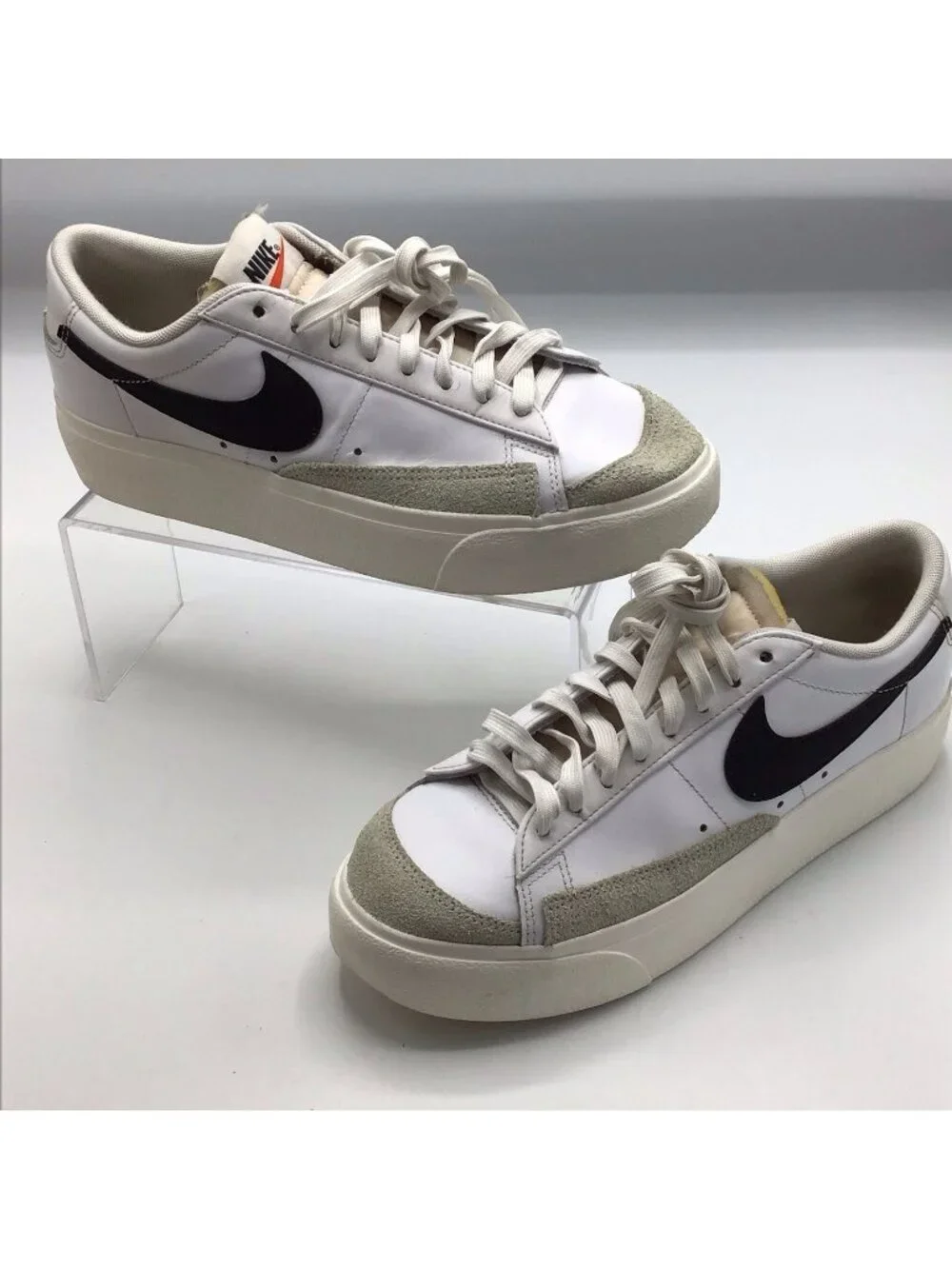 Nike BLAZER LOW PLATFORM [DJ0292-101] Women’s size 9